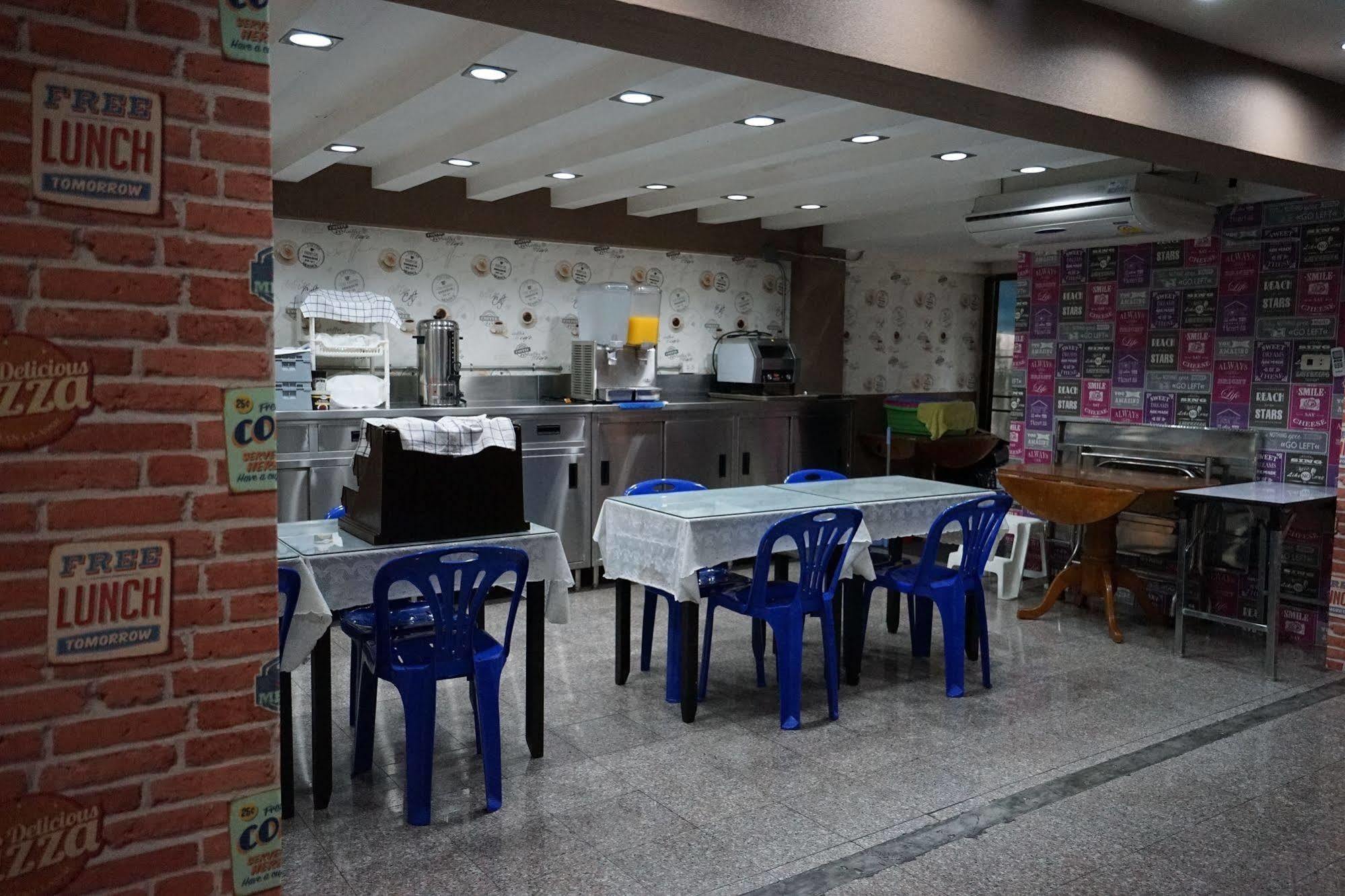 Banglumpoo Place Bangkok Eksteriør billede