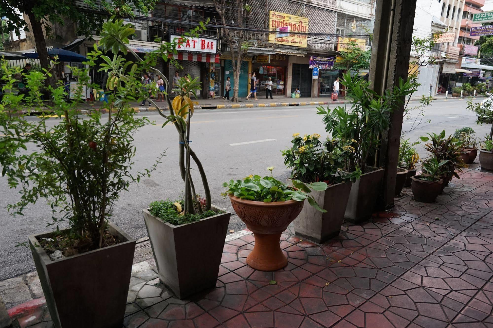 Banglumpoo Place Bangkok Eksteriør billede